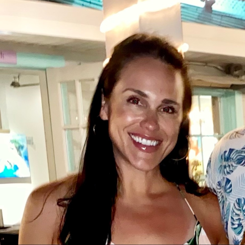 Meet your Posher, Laura